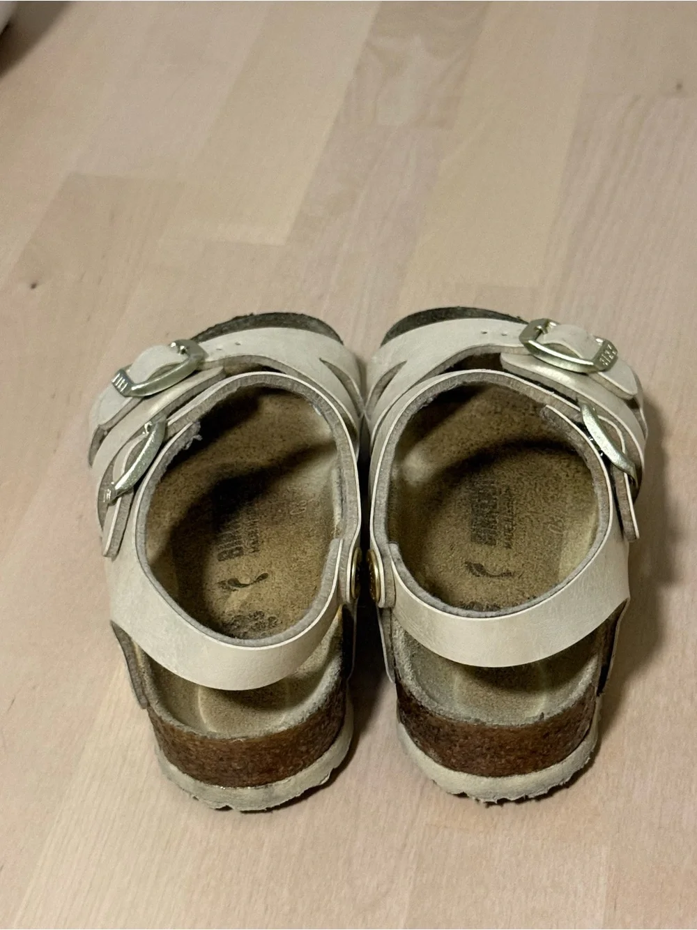 Birkenstock Girls Rio Sandals Graceful Pearl Size 26 White Pearl Buckle